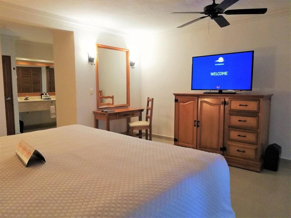 El Dorado Seaside Palms, Catamaran, Cenote & More Inclusive (Adults Only) Xpu Ha Exterior photo