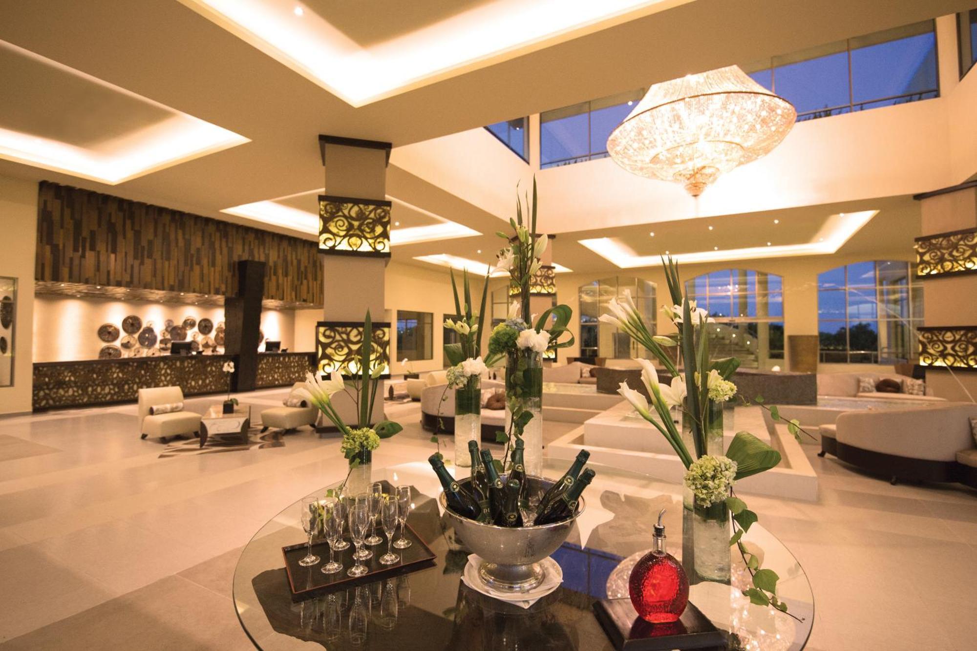 El Dorado Seaside Palms, Catamaran, Cenote & More Inclusive (Adults Only) Xpu Ha Exterior photo